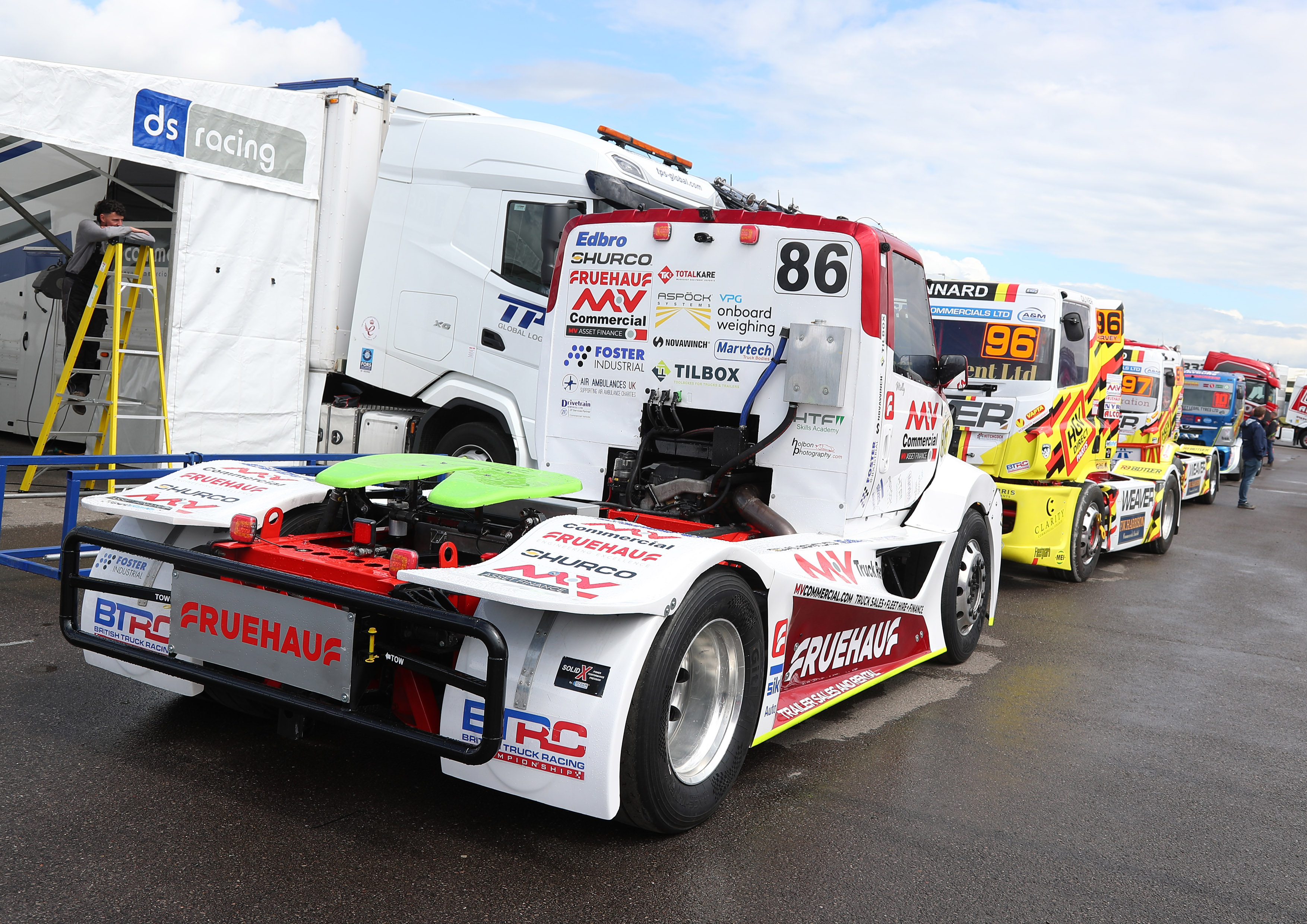 MV Truck Racing Thruxton 