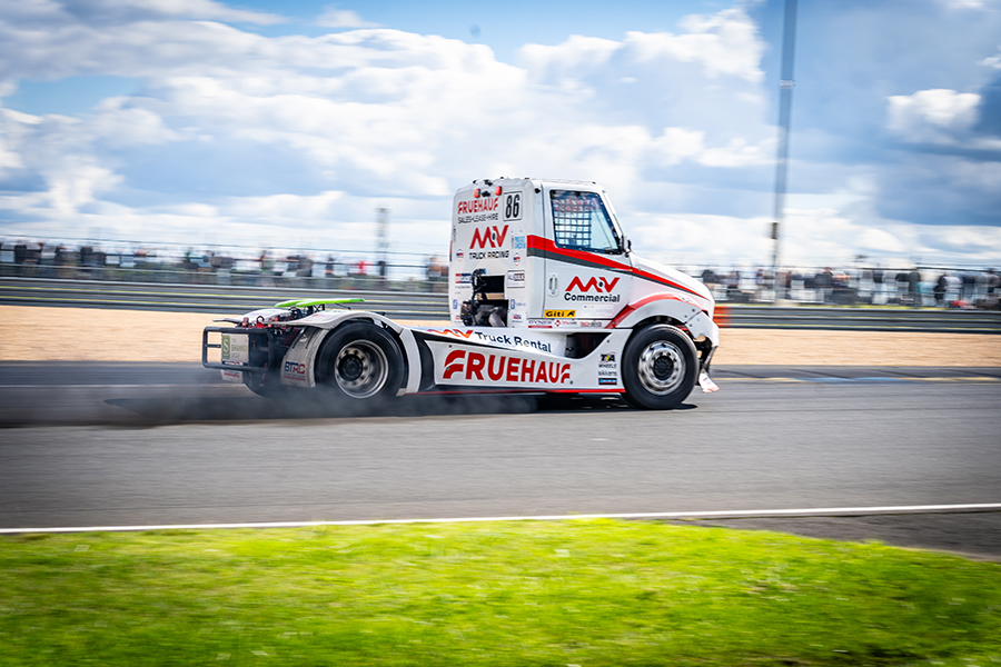 MV Truck Racing at Le Mans
