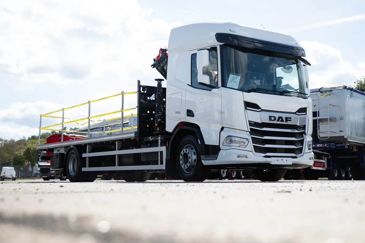 26t Crane Truck for Sale and Hire
