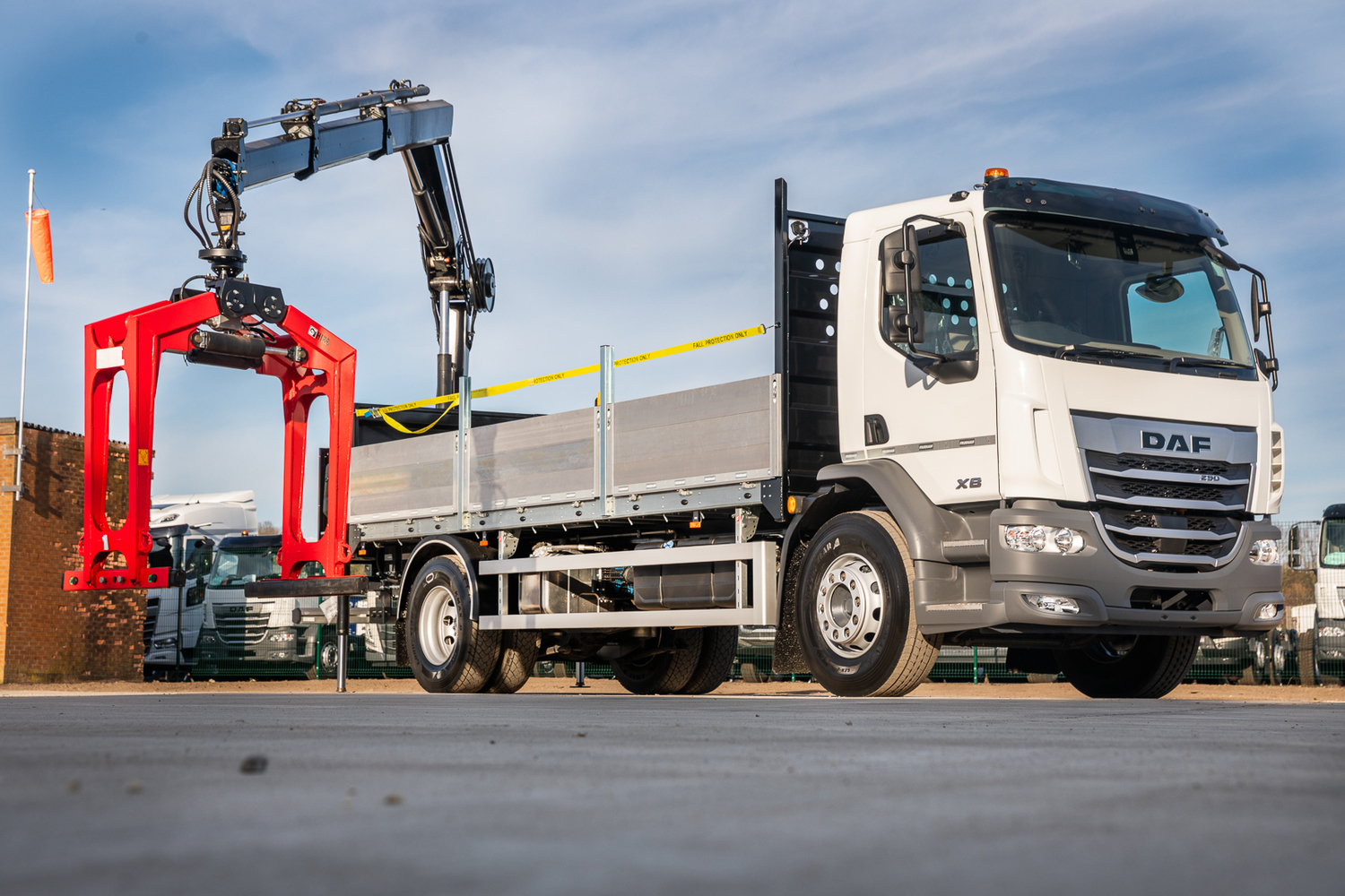 18T DAF XB 290 4x2 Builders Merchant